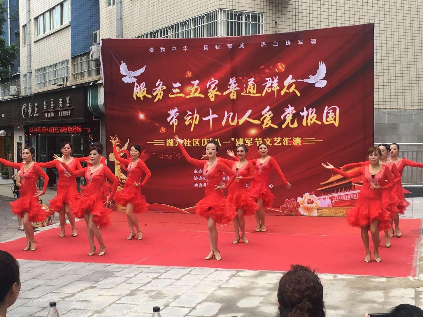 秦海璐新剧捧红了谁？一男一女，00后新人3集2句词